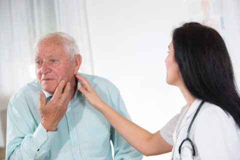 doctor-examining-the-patient